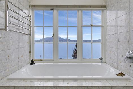 Photo of property in 23 Te Kopua Street, Acacia Bay, Taupo, 3330