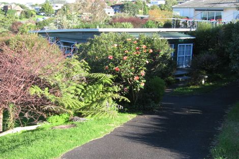 Photo of property in 8 Hythe Terrace, Mairangi Bay, Auckland, 0630