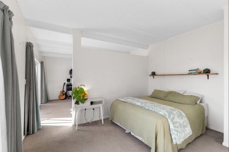 Photo of property in 11 Duke Street, Levin, 5510