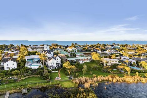 Photo of property in 1/38 Kitchener Road, Milford, Auckland, 0620