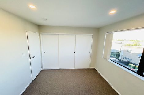 Photo of property in 22 Tukari Lane, Mangere Bridge, Auckland, 2022