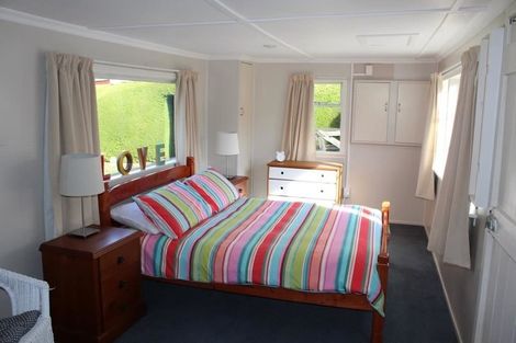 Photo of property in 64 Geelong Street, Waikouaiti, 9510