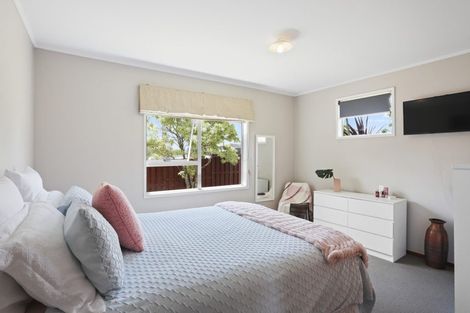 Photo of property in 61 Forest Hill Road, Henderson, Auckland, 0612