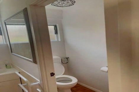 Photo of property in 12a Westwell Road, Belmont, Auckland, 0622