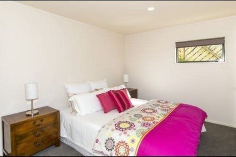 Photo of property in 31 Nalanda Crescent, Broadmeadows, Wellington, 6035