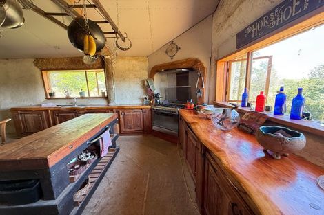 Photo of property in 400 Rakaiatai Road, Ormondville, Dannevirke, 4977