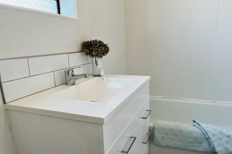 Photo of property in 22 Frangipani Avenue, Manurewa, Auckland, 2102