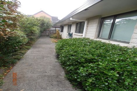 Photo of property in 28 Swansea Street, Hokowhitu, Palmerston North, 4410
