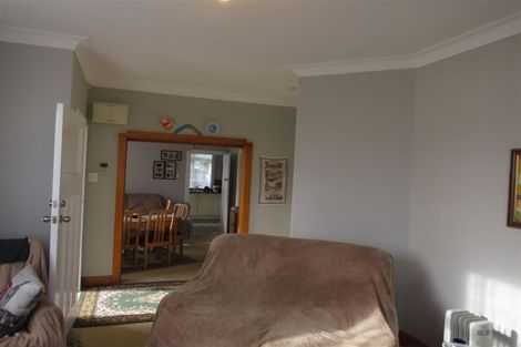 Photo of property in 30 Sussex Street, Levin, 5510