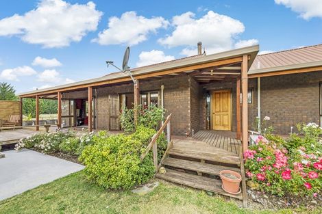 Photo of property in 84 Derretts Road, Hororata, Darfield, 7572