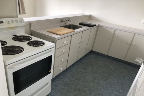 Photo of property in 2/47 Edgecombe Street, Newlands, Wellington, 6037