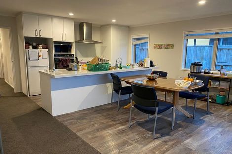 Photo of property in 41 Kahuparere Crescent, Pyes Pa, Tauranga, 3112