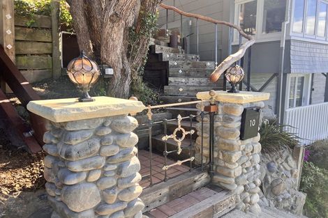 Photo of property in 10 Hornsey Road, Melrose, Wellington, 6023