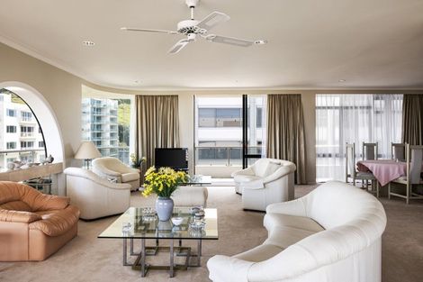 Photo of property in 21l Maunganui Road, Mount Maunganui, 3116