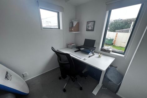 Photo of property in Palm Grove Apartments, 15/13b Palm Grove, Berhampore, Wellington, 6023