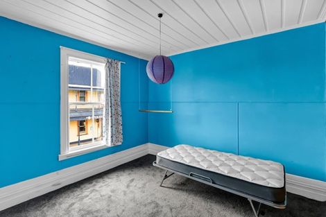 Photo of property in 96 Bridge Street, Eltham, 4322