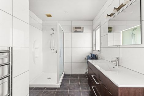 Photo of property in 3a The Esplanade, Westshore, Napier, 4110