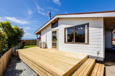 Photo of property in 1 Dunleith Grove, Silverstream, Upper Hutt, 5019