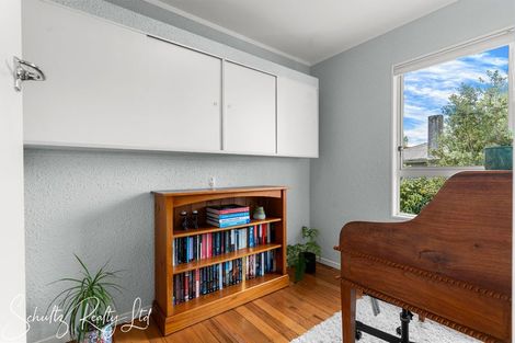 Photo of property in 15 Bickerstaffe Road, Maungaturoto, 0520