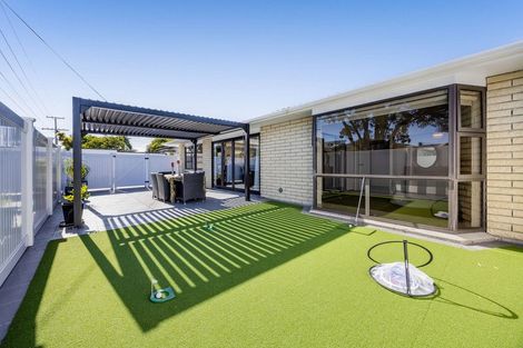 Photo of property in 1/27 Whiteley Street, Moturoa, New Plymouth, 4310