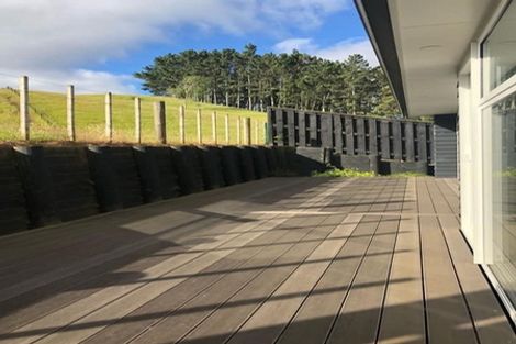 Photo of property in 11 Bale Way, Pukekohe, 2120