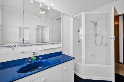 Photo of property in 75 Domett Street, Waitara, 4320