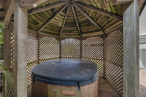 Photo of property in 17d Kinross Drive, Merrilands, New Plymouth, 4312