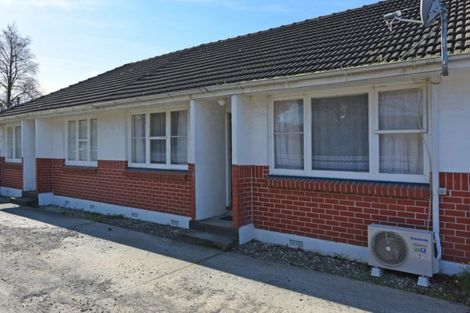 Photo of property in 2/6 Granville Street, Silverstream, Upper Hutt, 5019