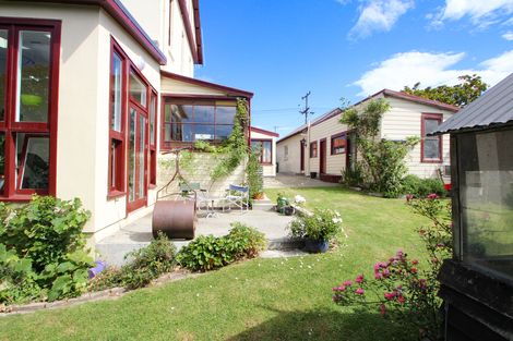 Photo of property in 32 Hull Street, South Hill, Oamaru, 9400