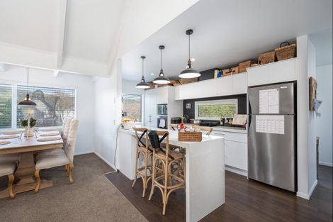 Photo of property in 62 Montgomery Crescent, Kinloch, Taupo, 3377