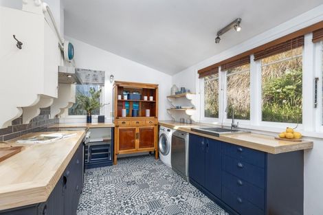 Photo of property in 12 Russell Street, Stepneyville, Nelson, 7010