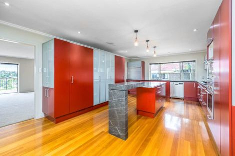 Photo of property in 9a Pendene Place, Forrest Hill, Auckland, 0620
