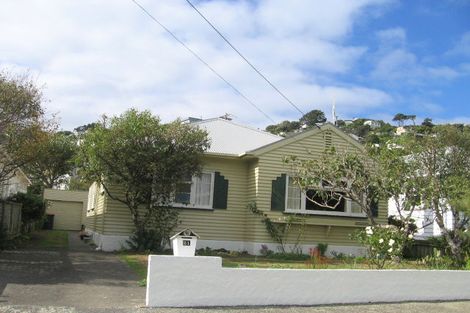 Photo of property in 21 Bentinck Avenue, Strathmore Park, Wellington, 6022