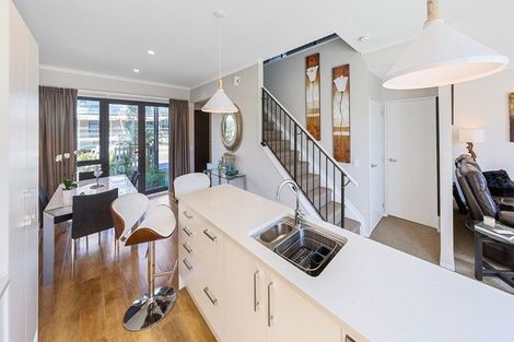 Photo of property in 27 Tahuhu Road, Mount Wellington, Auckland, 1062