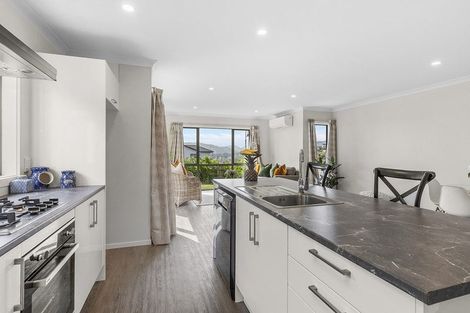 Photo of property in 84 Endeavour Drive, Whitby, Porirua, 5024