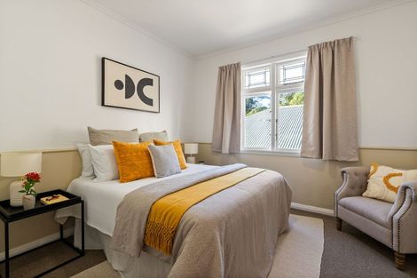 Photo of property in 82 Mortimer Terrace, Brooklyn, Wellington, 6021