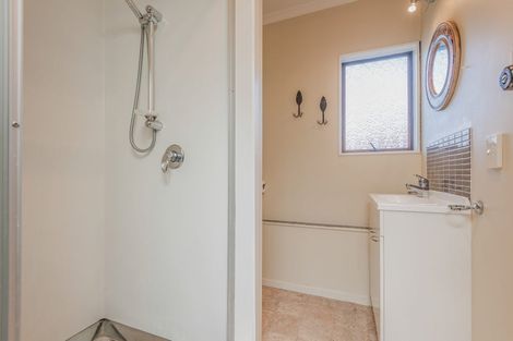 Photo of property in 15 Hardie Street, Hokowhitu, Palmerston North, 4410