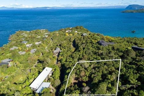 Photo of property in 45 Whakamoenga Point, Acacia Bay, Taupo, 3385