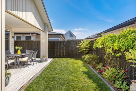 Photo of property in 5 Pimelea Street, Papamoa Beach, Papamoa, 3118