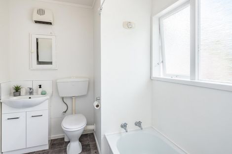 Photo of property in 30a Friend Street, Karori, Wellington, 6012