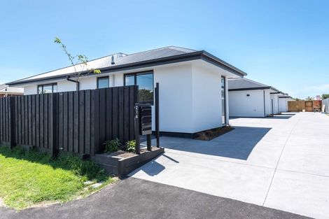 Photo of property in 214c Bower Avenue, North New Brighton, Christchurch, 8083