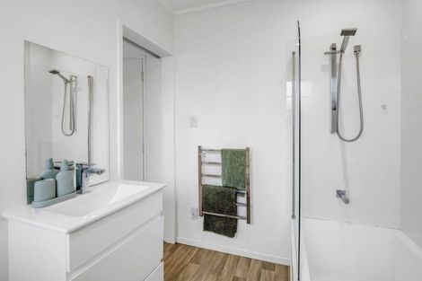 Photo of property in 40 Clifton Terrace, Fitzherbert, Palmerston North, 4410