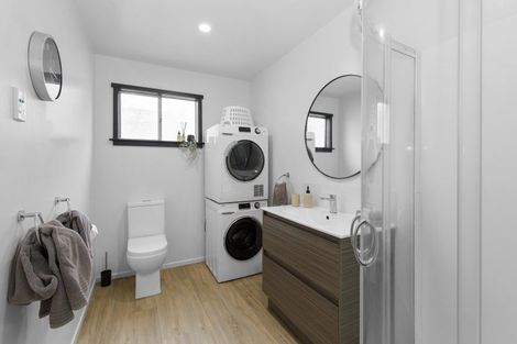 Photo of property in 71e Randwick Crescent, Moera, Lower Hutt, 5010