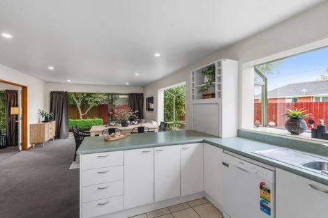 Photo of property in 1/130 Maidstone Road, Ilam, Christchurch, 8041