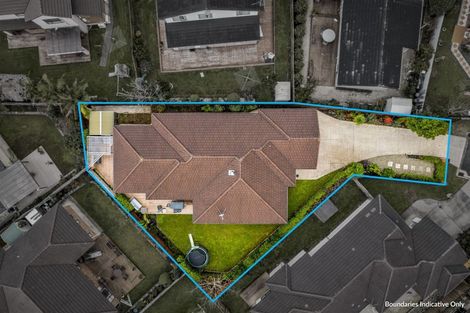 Photo of property in 3 Stow Place, Henderson, Auckland, 0612