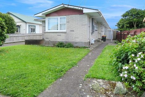 Photo of property in 25 Porutu Street, Fairfield, Lower Hutt, 5011