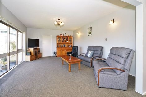 Photo of property in 9 Leyton Place, Nawton, Hamilton, 3200