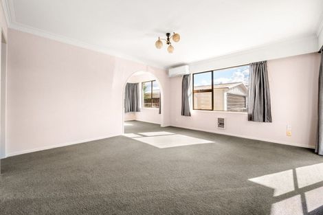 Photo of property in 1 Partington Place, Beerescourt, Hamilton, 3200