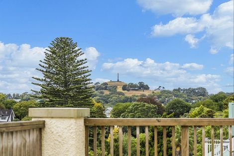 Photo of property in 15 Landscape Road, Mount Eden, Auckland, 1024
