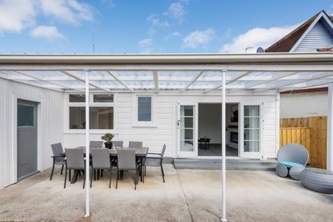 Photo of property in 173 Botanical Road, Takaro, Palmerston North, 4412